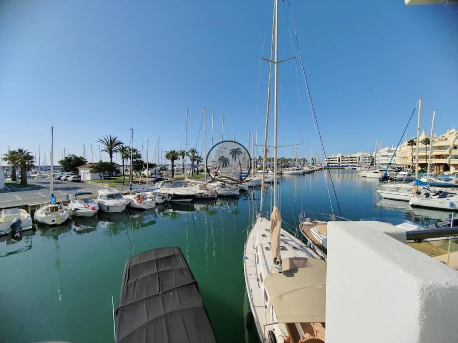 Sunny 3 Bed Island Puerto Marina Apartment *