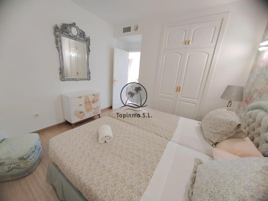 Sunny 3 Bed Island Puerto Marina *
