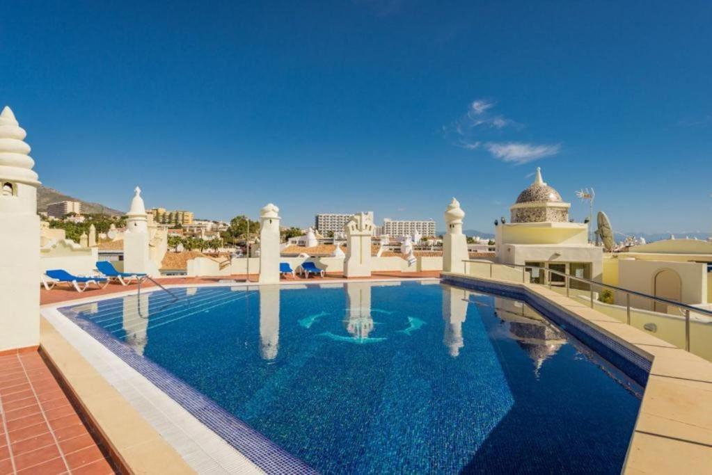 Sunny 3 Bed Island Puerto Marina