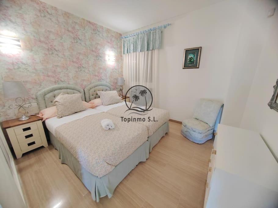 Sunny 3 Bed Island Puerto Marina